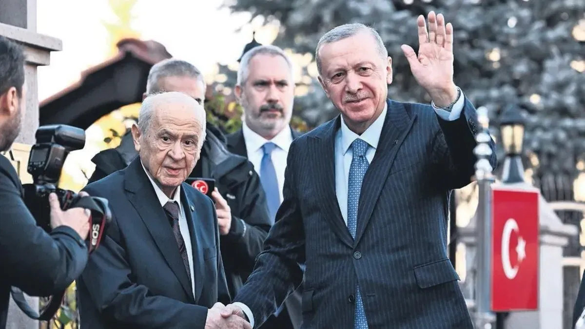 Gündem Son Dakika: Politik Gelişmeler ve Seçim Analizi