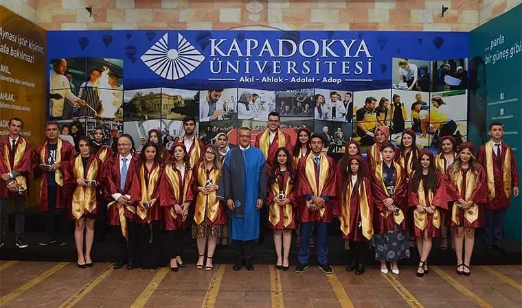 Üniversite seçiminden kariyer başarısına: Adım adım rehber