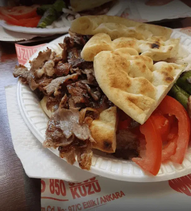 Kuzu Döner: Artvin'den Rize'ye Kavanozlarla Yolculuk