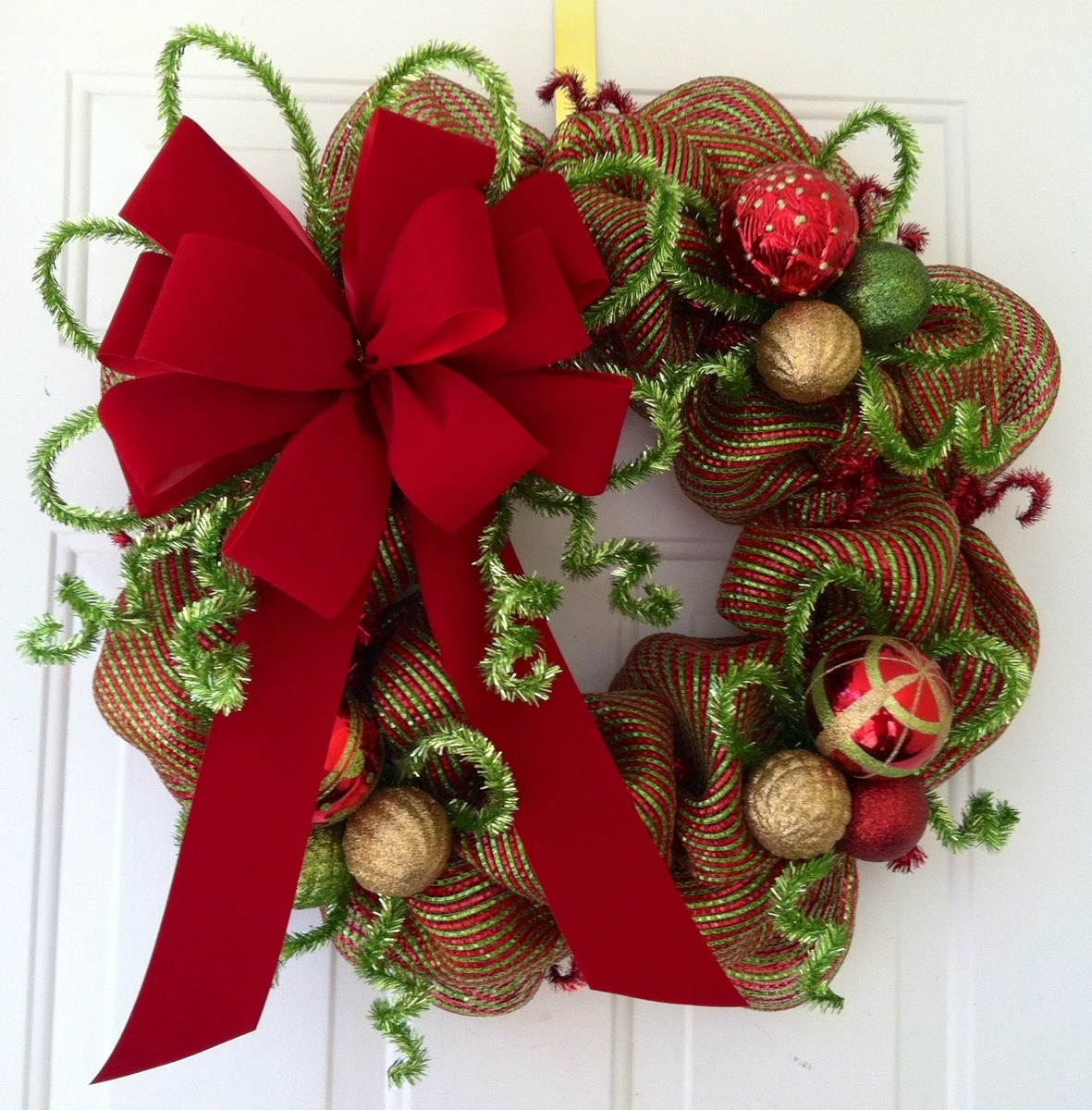 Holiday Wreath And Bell Transfers For Festive Decor