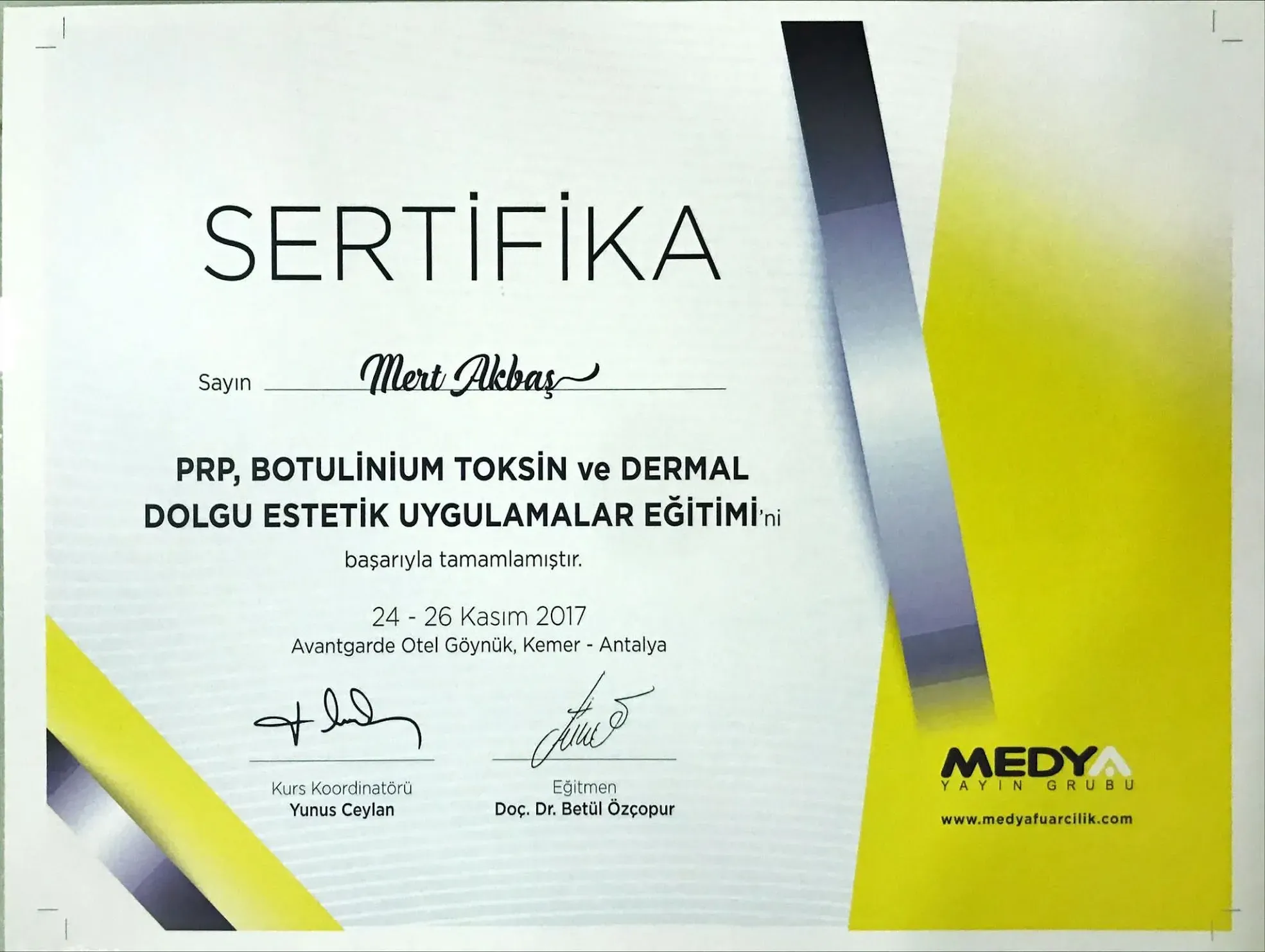 Sertifikalar mı Diploma mı Hangisi Size Uygun? Rehber