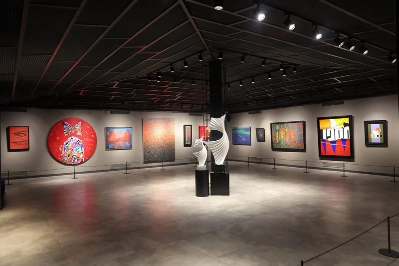 Sanatseverler için Yeni Sanat Eserleri İncelemesi