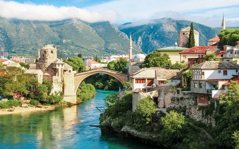 Bosna-Hersek Gezi Rehberi: En Uygun Seyahat Zamanı