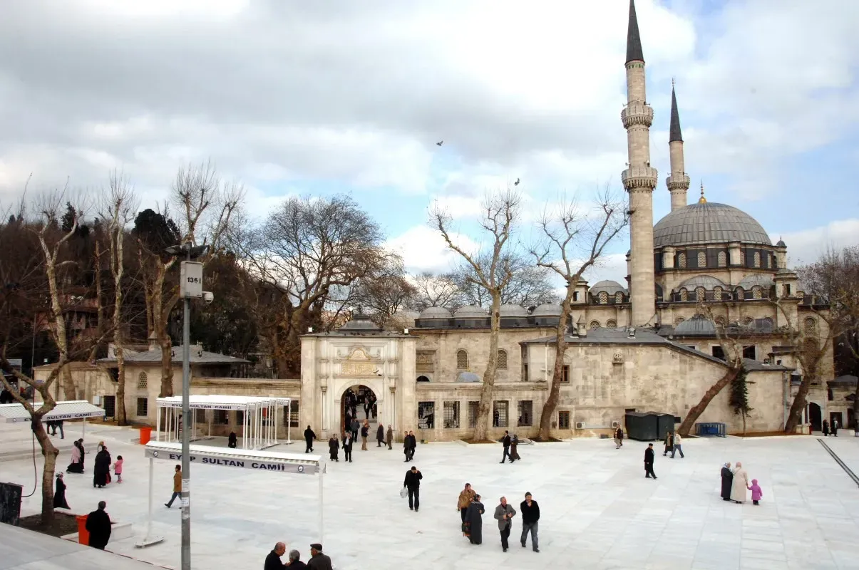 Eyüp Sultan Camii: Nerede ve Nasıl Gidilir?