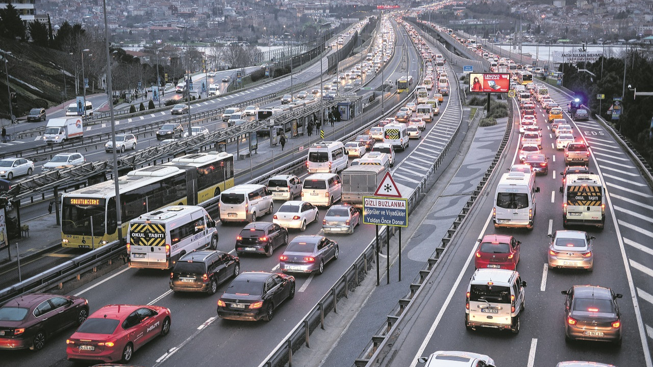 İstanbul Trafiği İçin Akıllı Ulaşım Sistemleri