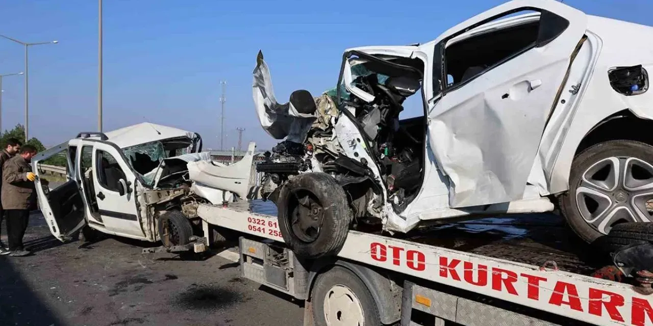 Ters Yönden Araç Kazası: Beş Kişi Yaralandı
