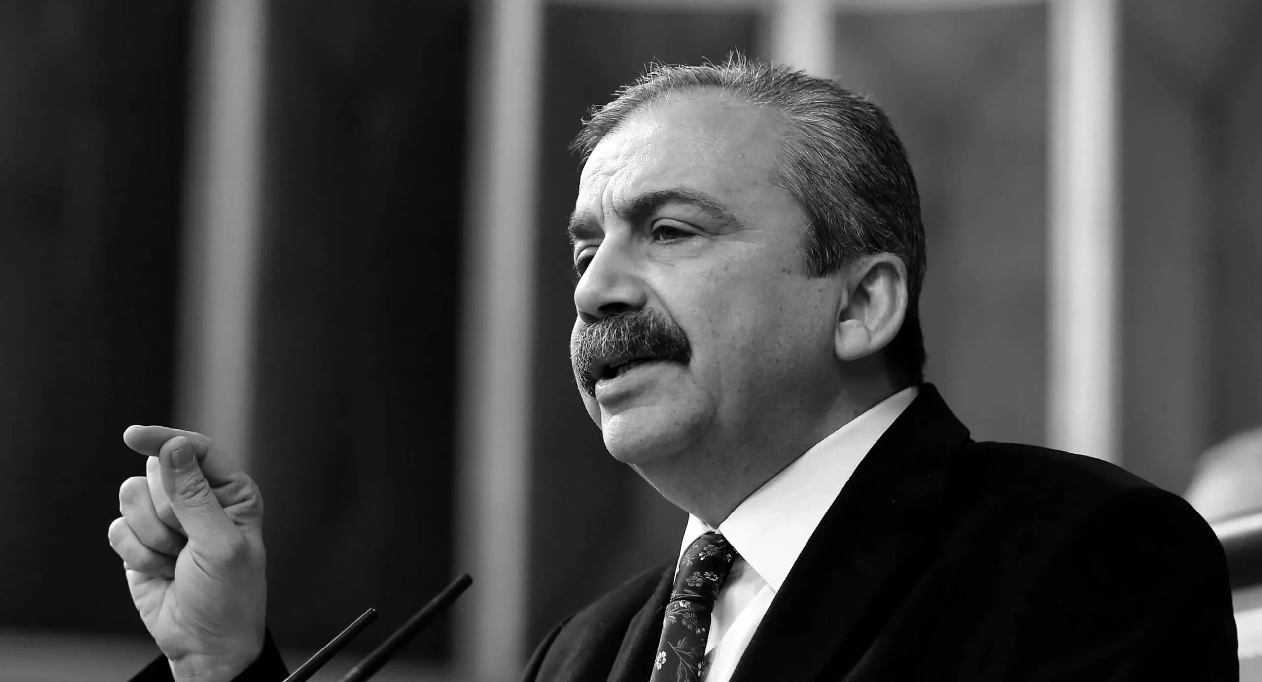 Sırrı Süreyya Önder Anması TBMM'de Yapılacak