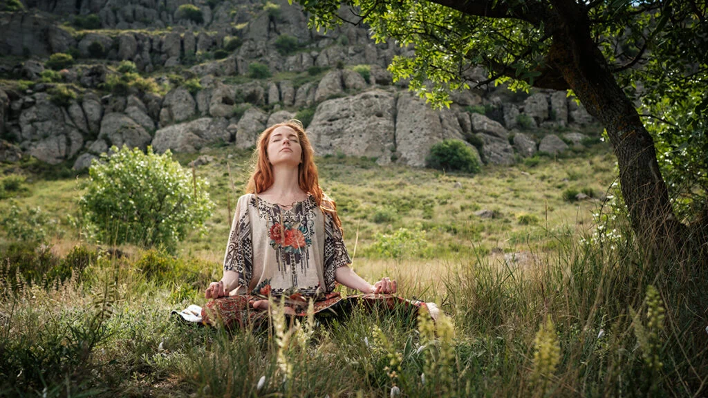 Doğada Meditasyon: Sakinleşmenin ve İç Huzuru Bulmanın Yolu