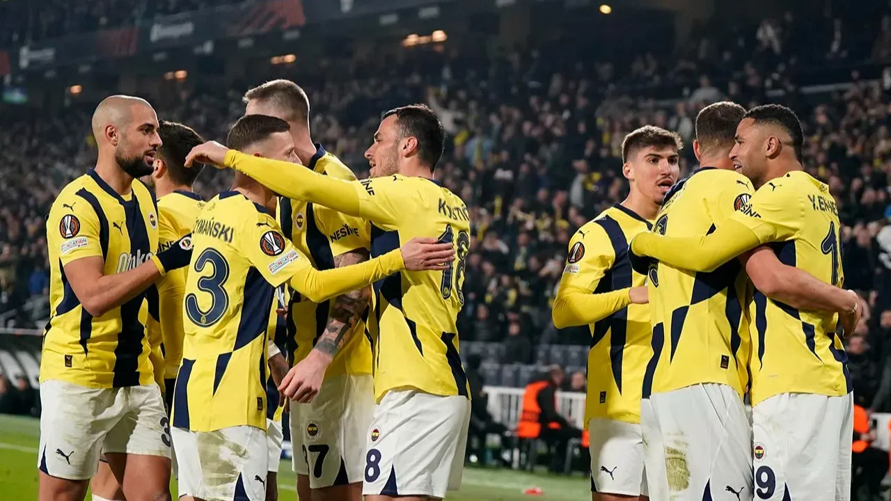 Fenerbahçe Şampiyonlar Ligi: Feyenoord ile Eşleşti