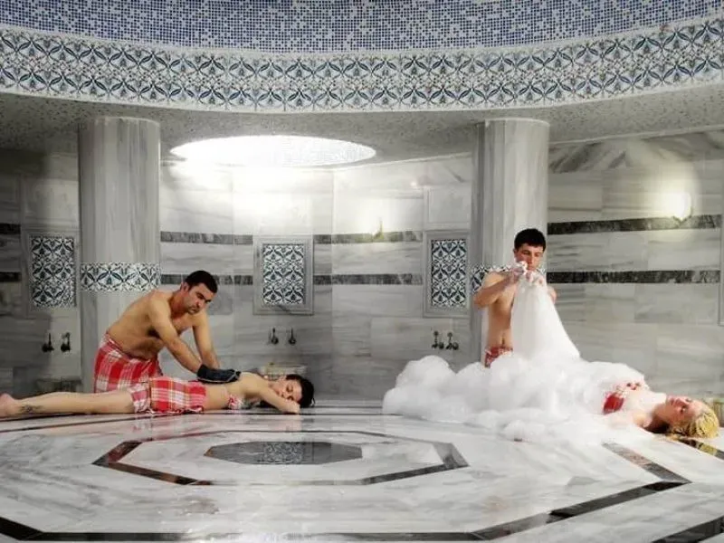 Turkish hammam day: what to expect, prices, booking tips