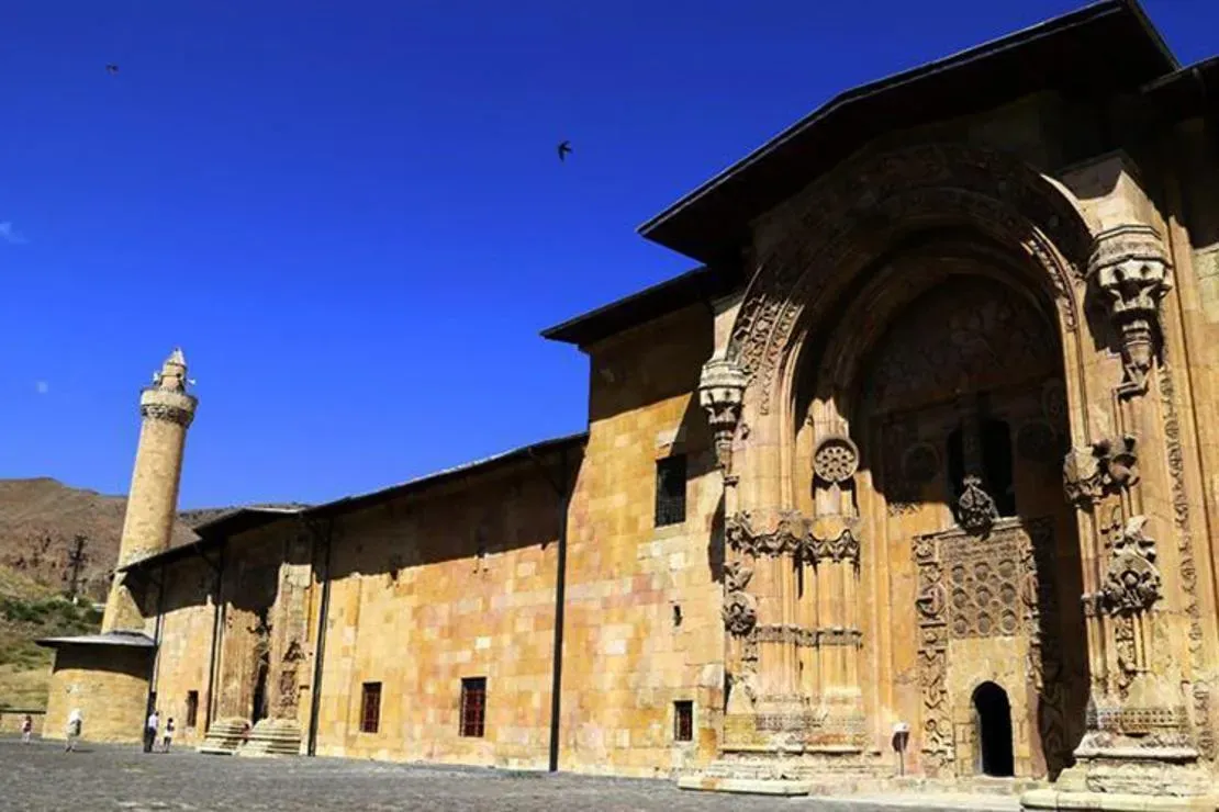 Divriği Ulu Camii: Ziyaretçi Akınının Sebebi Nedir?