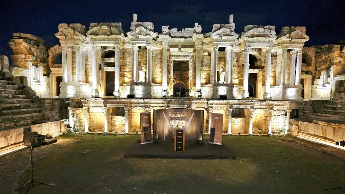 Hierapolis Gece Ziyareti: Tarihin Işığında Keşif