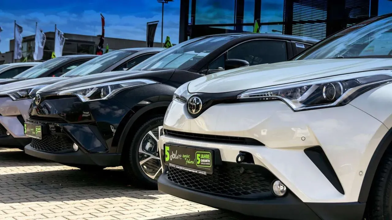 Toyota faaliyet kârı tahmini yüzde 16 düştü