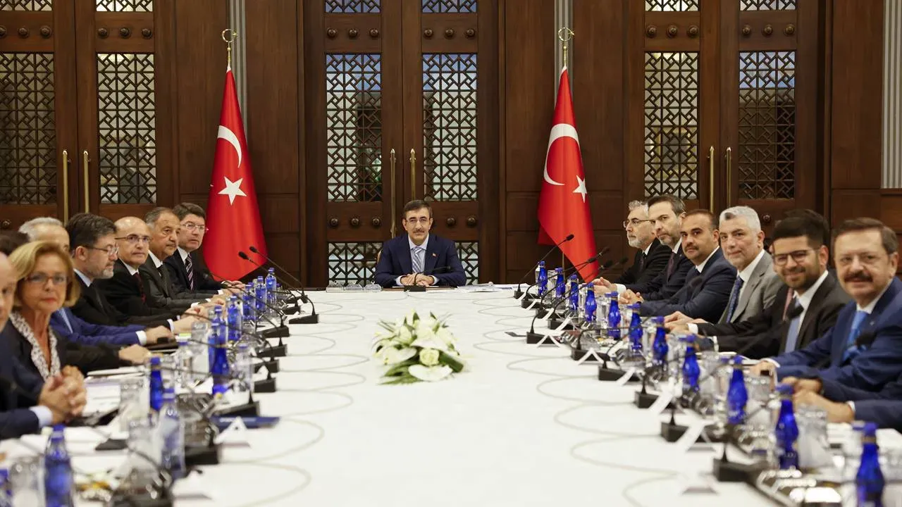 Kısa ve Orta Vadeli Finans Planı: Bütçe, Borç ve Tasarruf