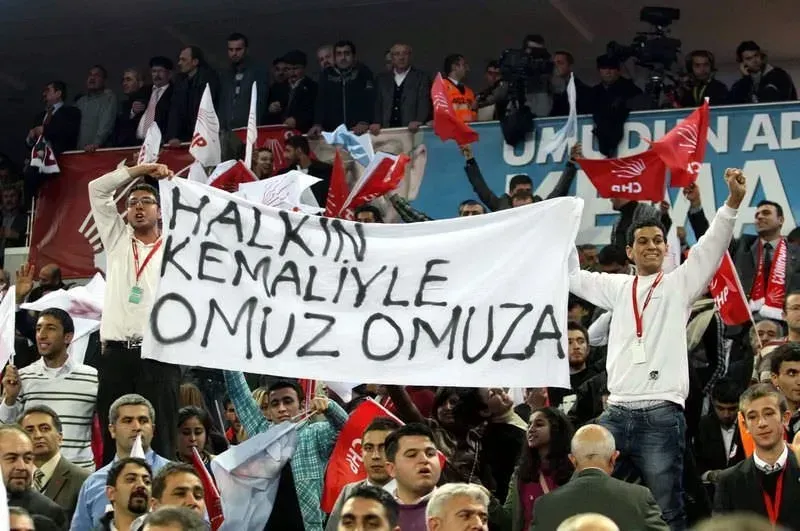 CHP Olağanüstü Kurultayı: Tarih ve Adaylar Hakkında