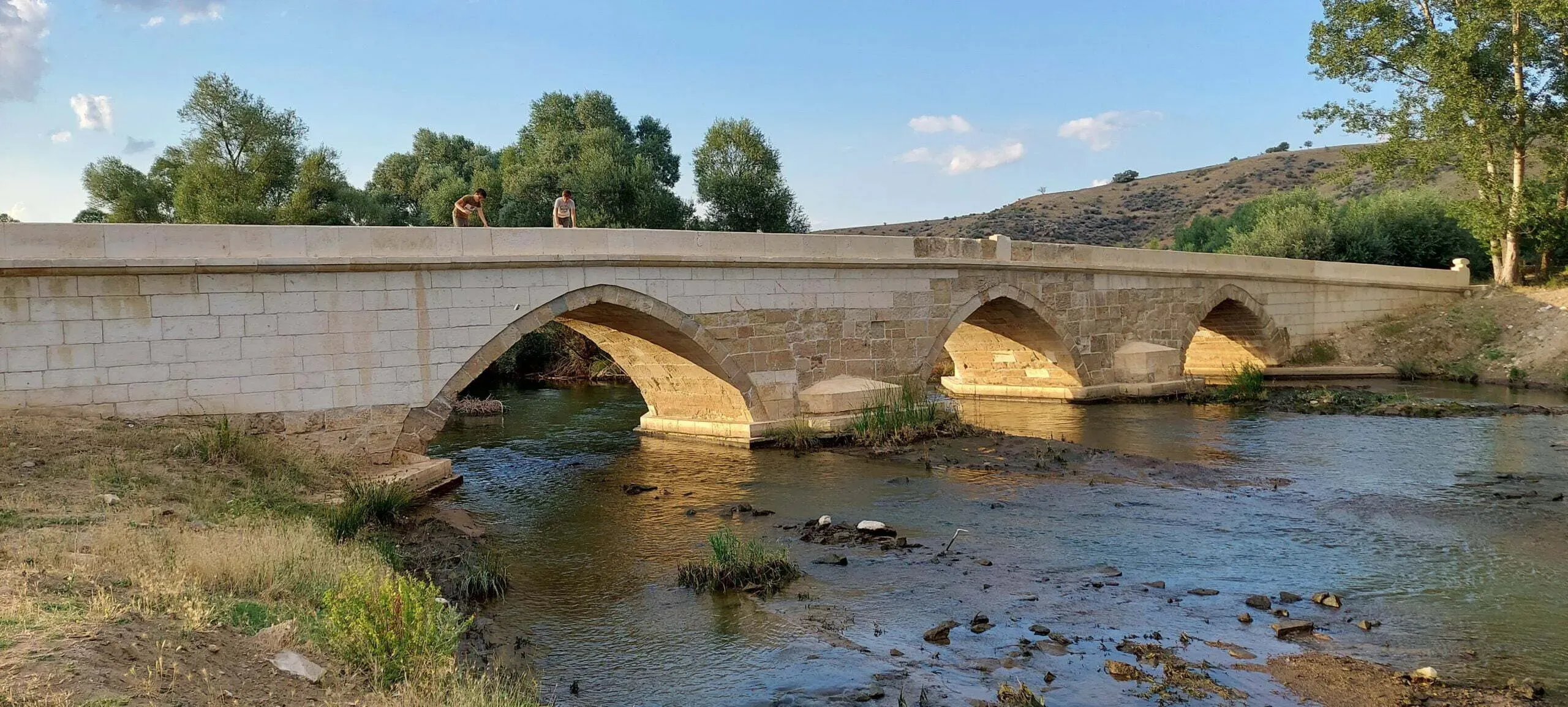 Karabıyık Köprüsü: Yozgat'ta Tarihi Bir Yapı