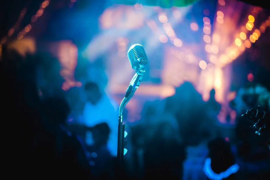 Stand-Up Gösterileri ve Komedi Etkinlikleri