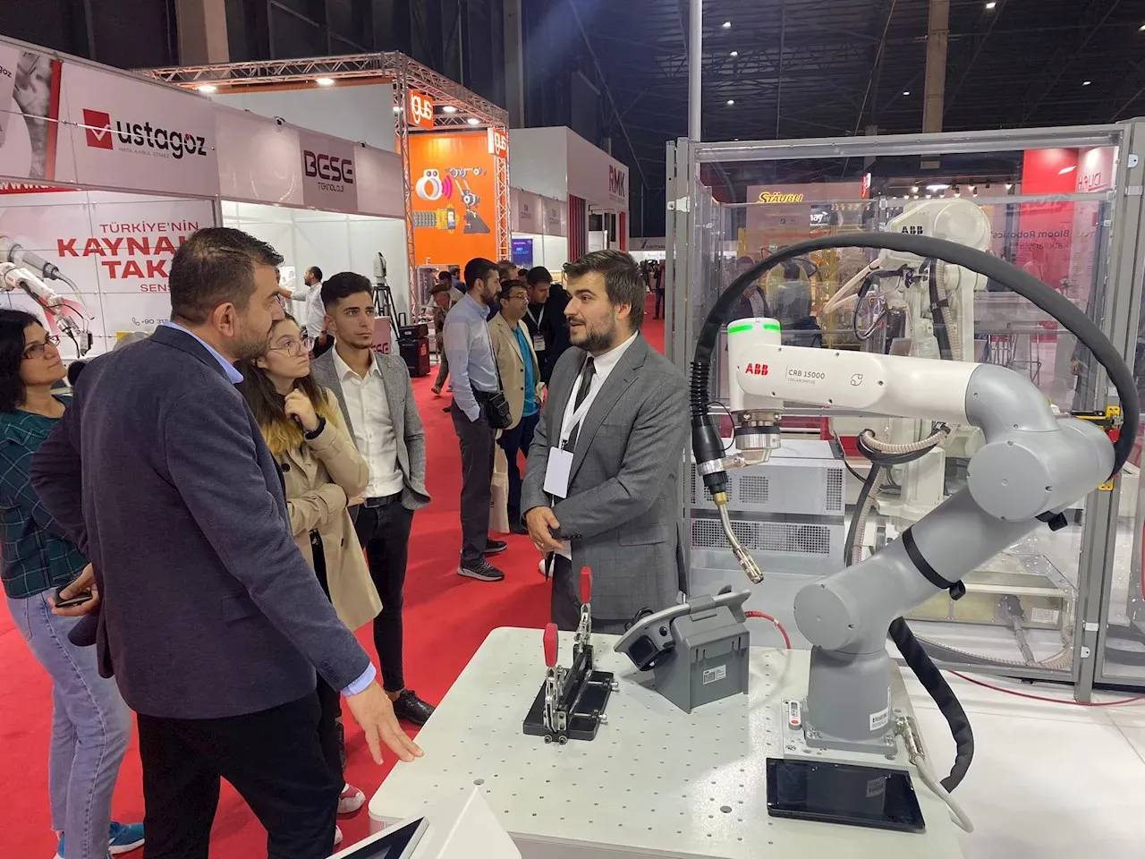 Robotik Teknoloji: Evden İnsana Uygulama Alanları ve Gelecek