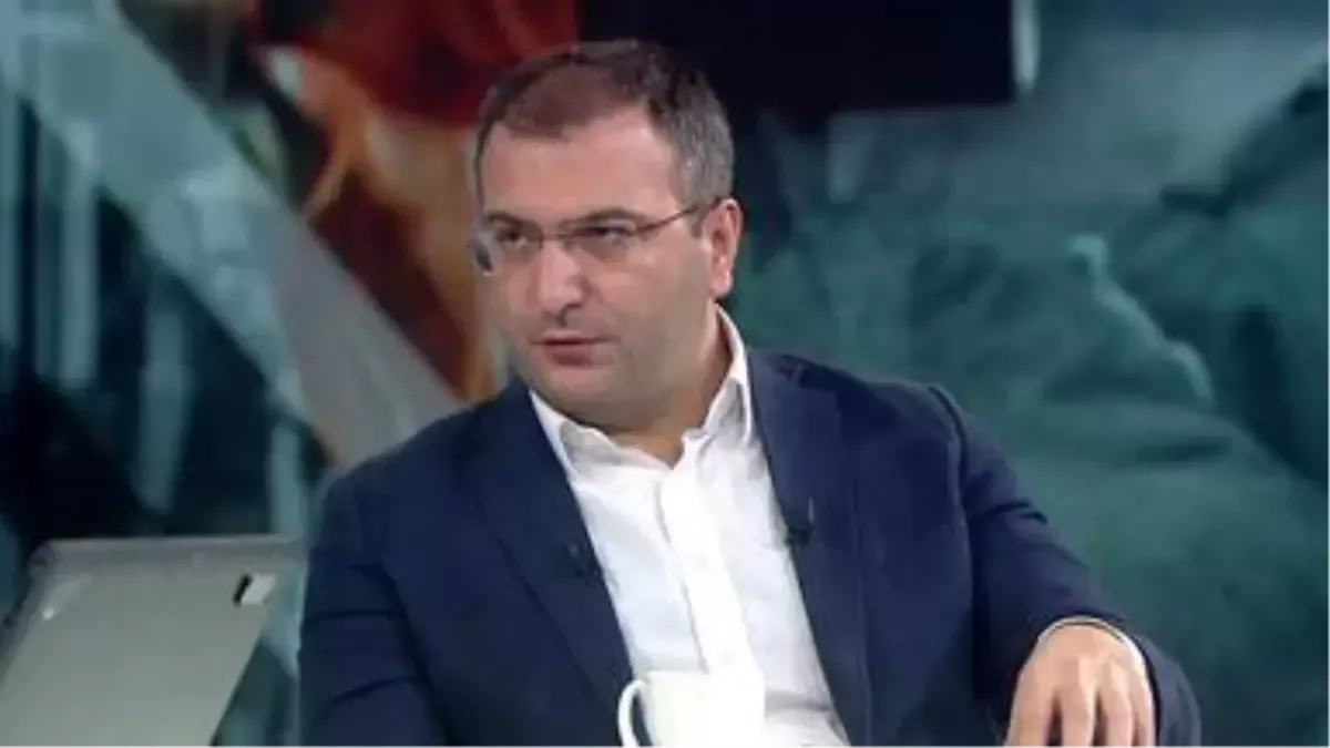 Cem Küçük: Muhalefetin Gözaltılarını Önceden Bildirdi