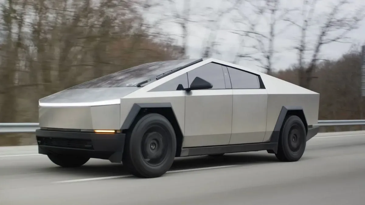 Tesla Cybertruck: Polisin Yeni Gözdesi ve Güvenlik