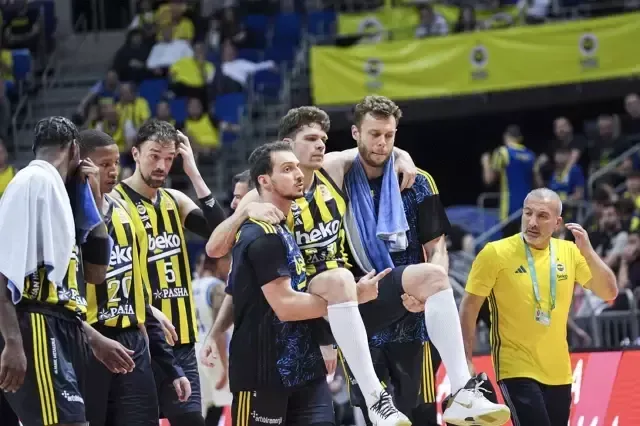 Fenerbahçe Beko'nun Play-off Başarısı ve Guduric'in Gözyaşları
