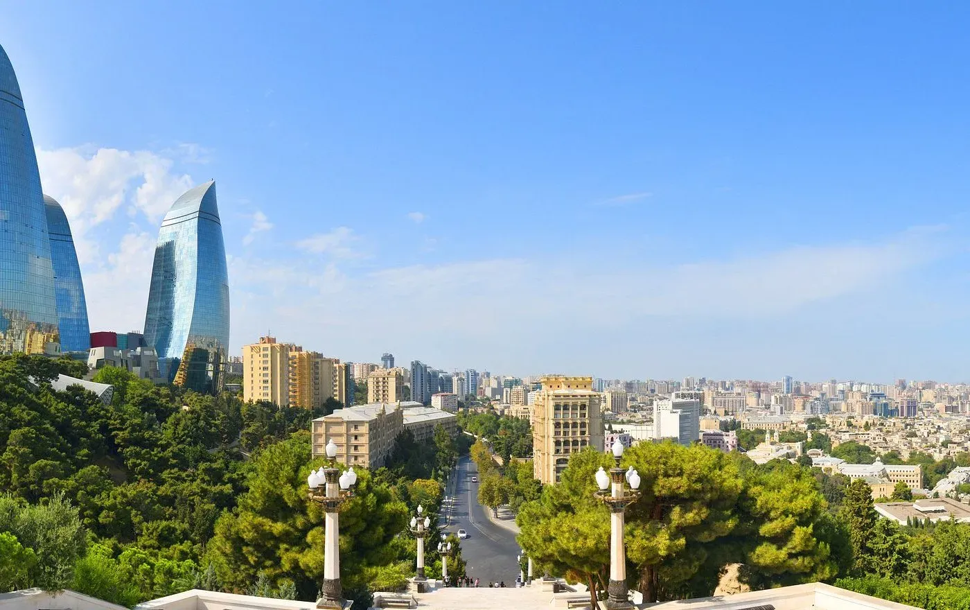 Azerbaycan Seyahati: Bilmeniz Gereken Her Şey