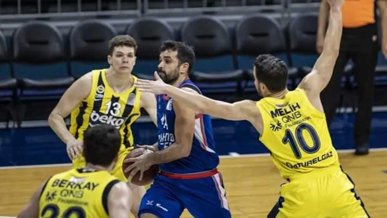 Pota Derbisi: Beşiktaş Fenerbahçe'yi Yendi