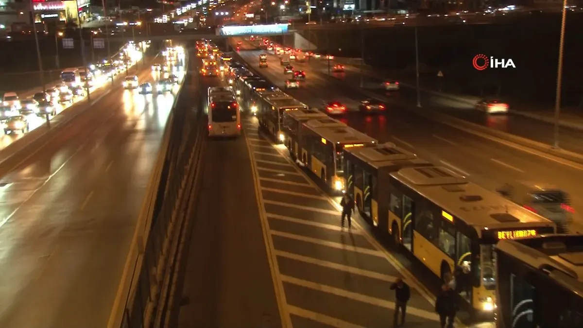 İstanbul Beylikdüzü Metrobüs Kazası: Ebru Heper'in Son Yolculuğu