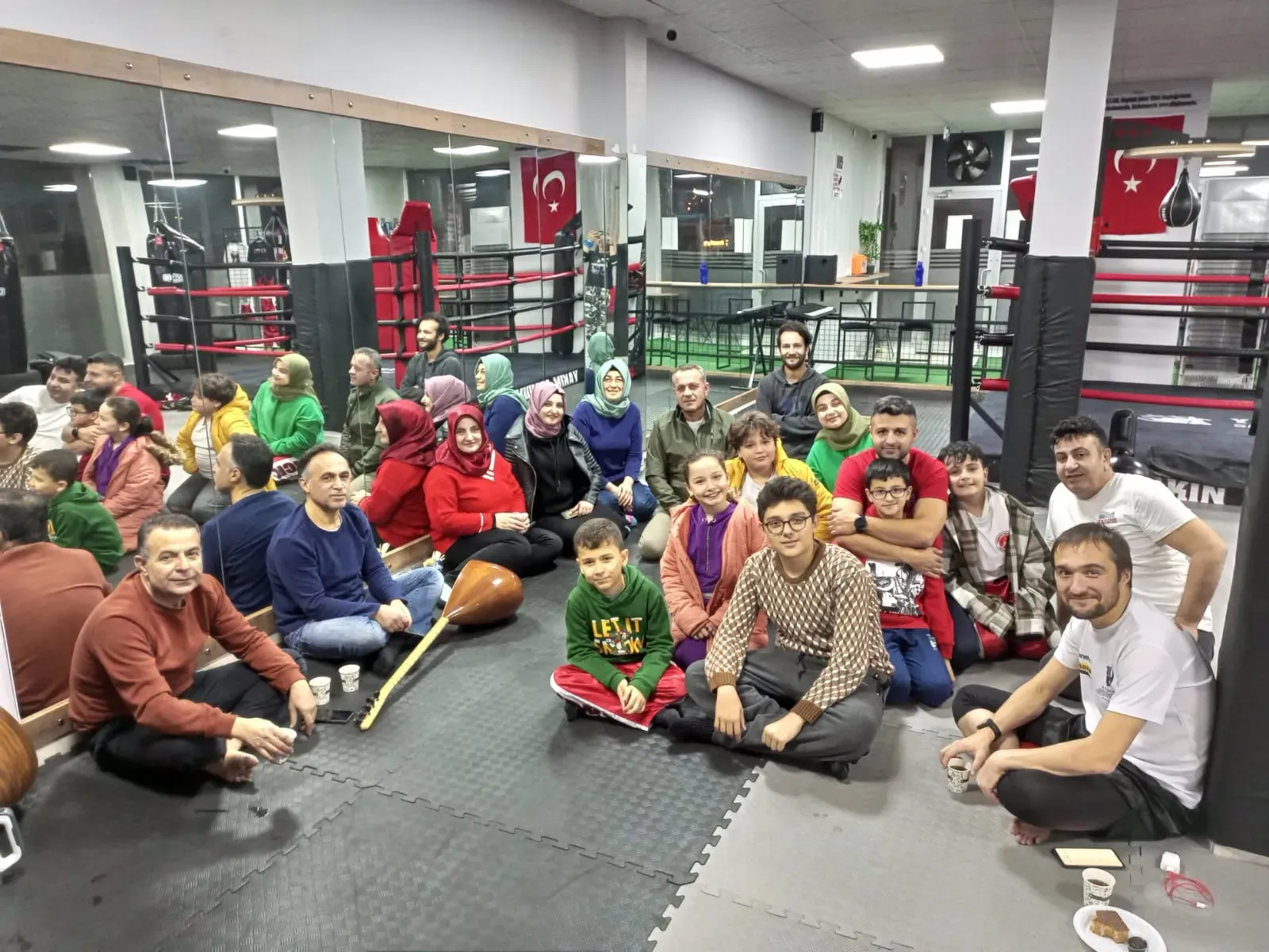 Kick Boks Aile: Antrenör Anne-Baba ve 3 Başarılı Çocuk