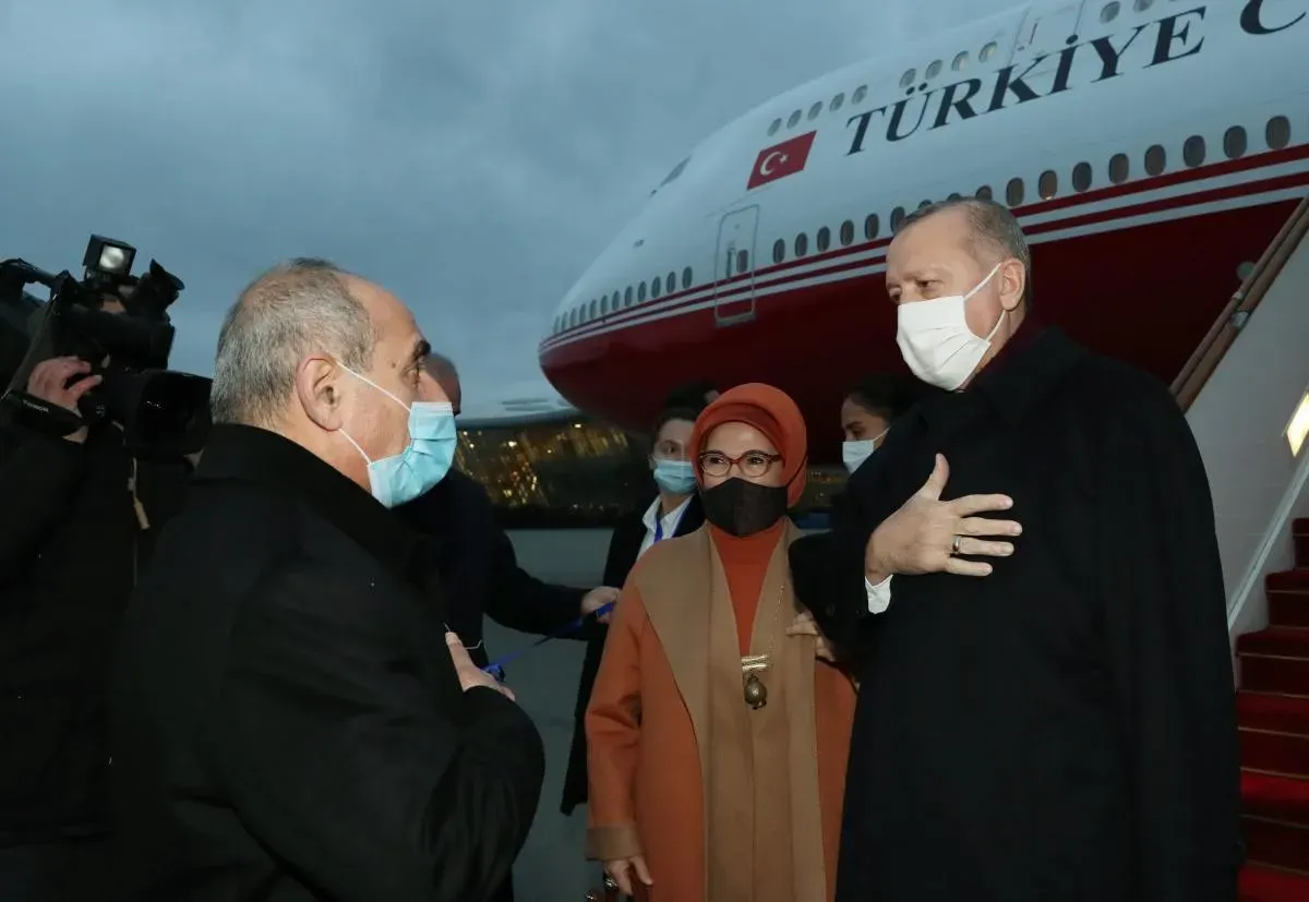Cumhurbaşkanı Erdoğan Azerbaycan ziyareti sonrası İstanbul'a döndü