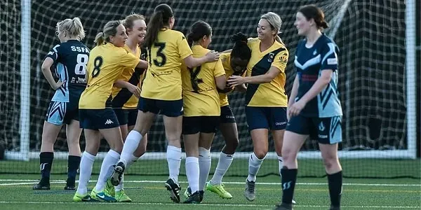 Kadın Futbolu Olimpiyatları: İlk Ne Zaman Yer Aldı?