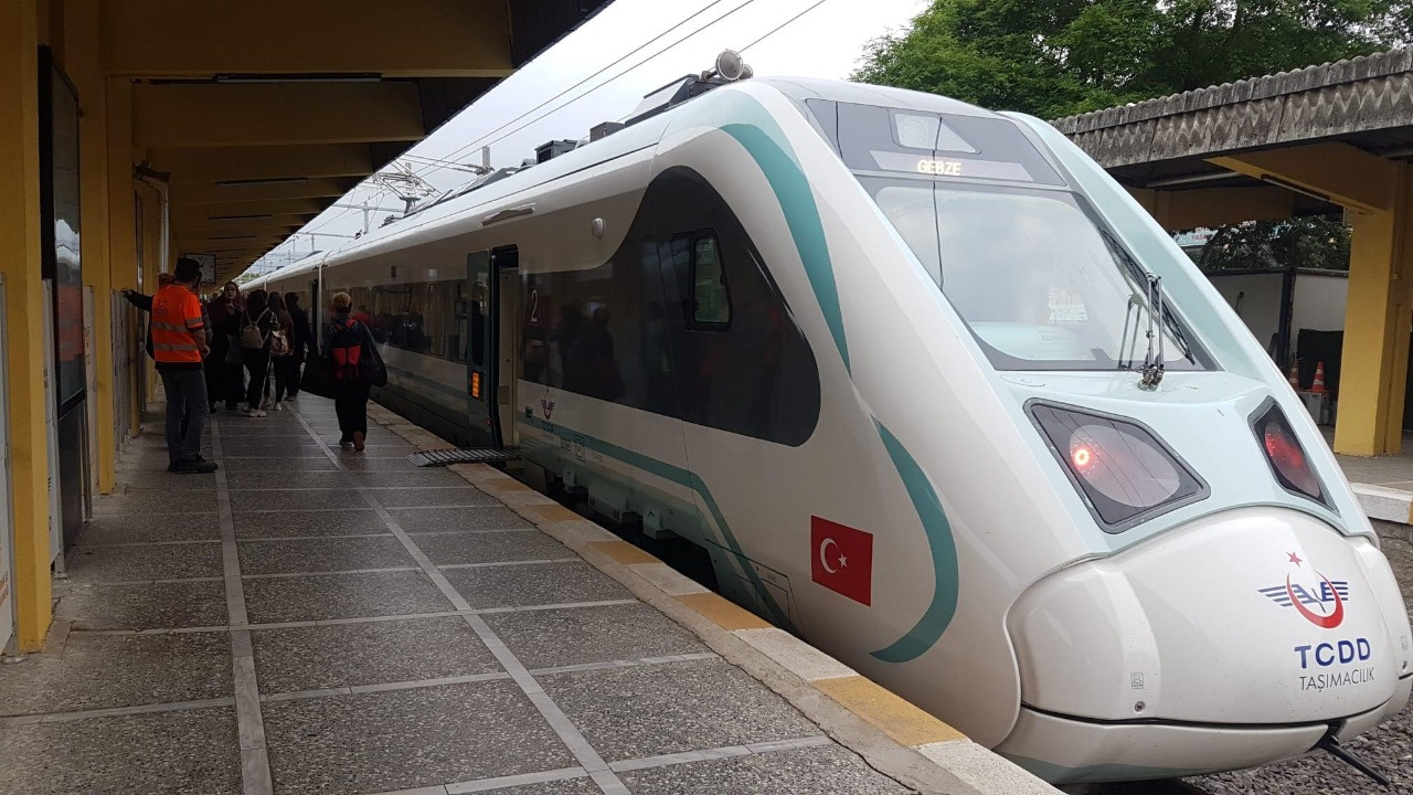 Türkiye’nin İlk Yerli Elektrikli Treni Yola Çıkıyor