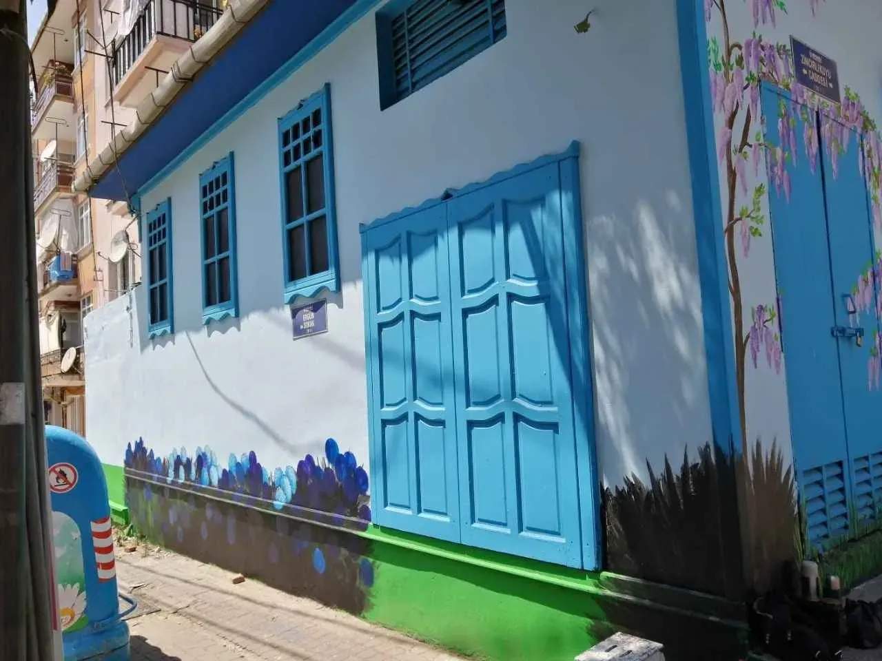 Kentin Sokaklarıyla Sanat: Kamusal Yaratıcılığın İzinde