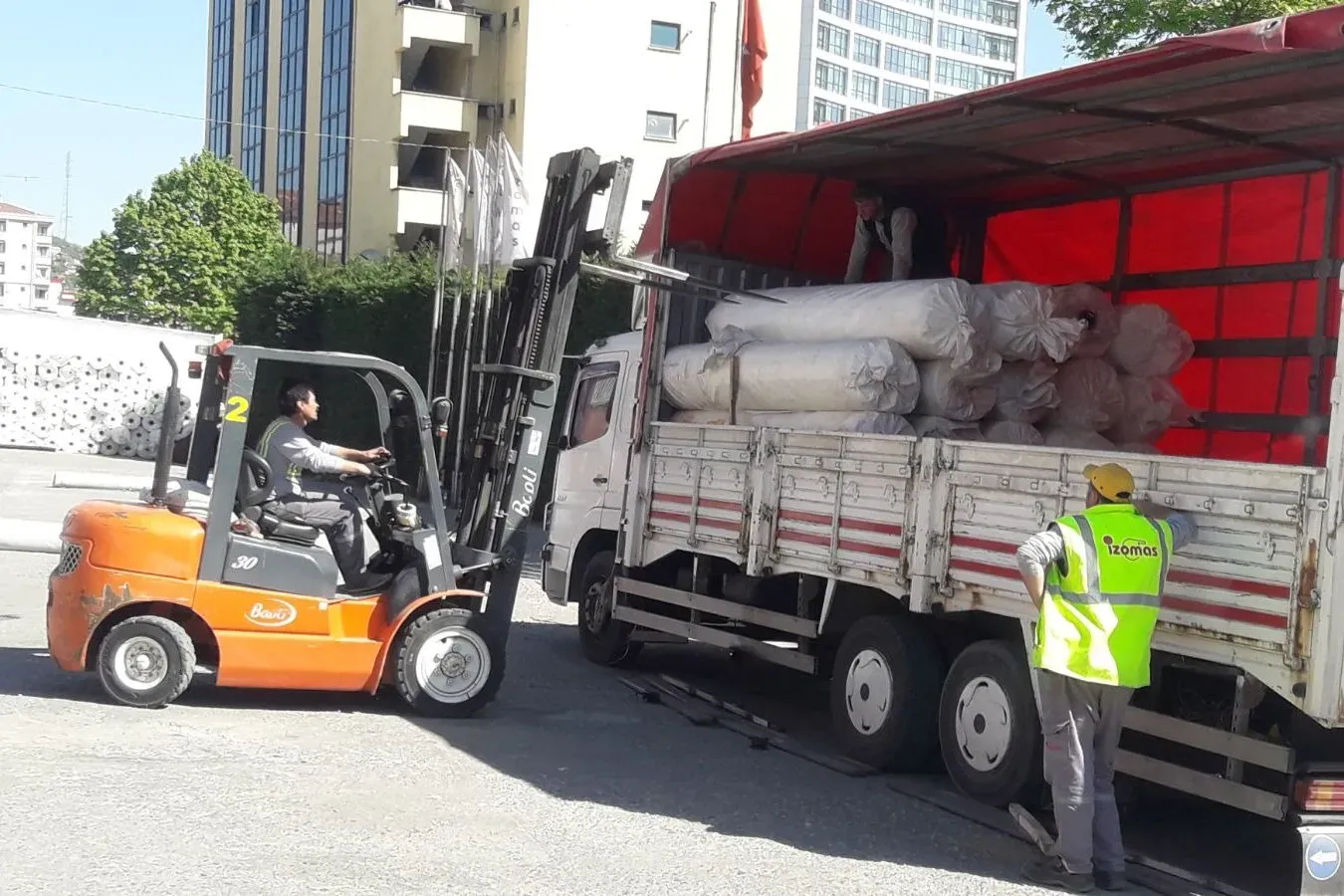Tuzla Ambarları Lojistik Ağlarıyla Tesise Erişim Avantajları