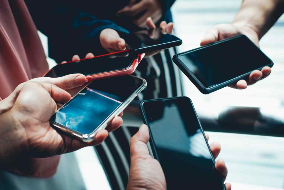 Akıllı Telefonlarda Son Teknoloji Trendleri