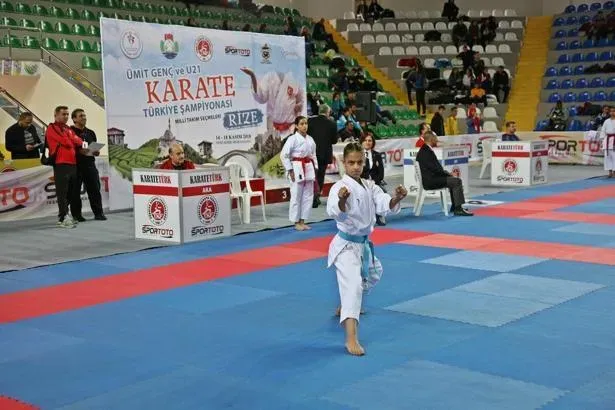 Rize Karate Şampiyonası: 1000 Sporcuya Ev Sahipliği