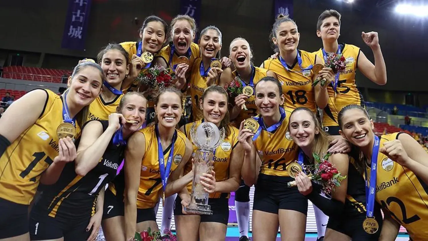 VakıfBank voleybol şampiyonu: 2024-2025 başarıları