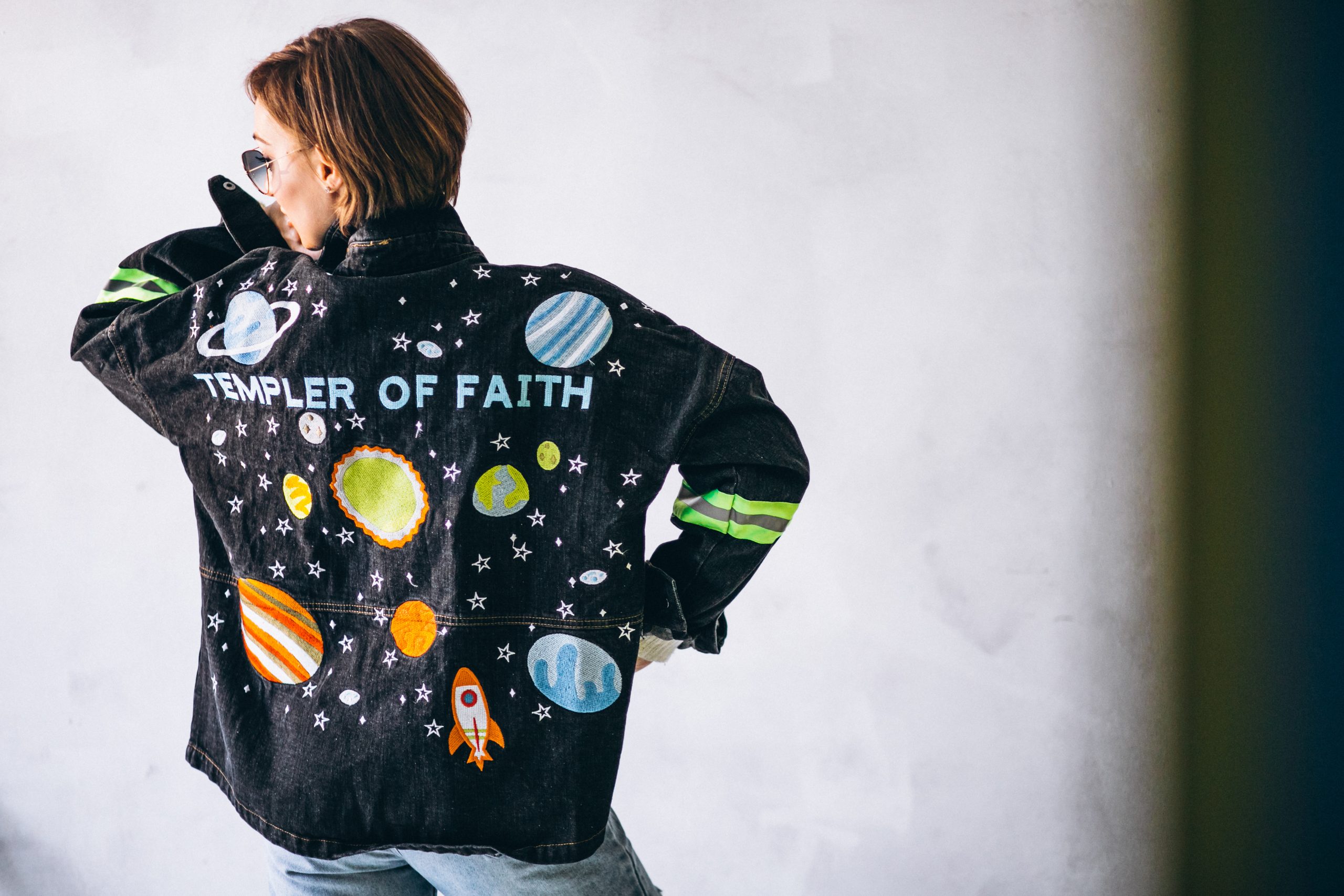 Streetwear Strategy: Fusing Digital POD with High-End Urban Detail