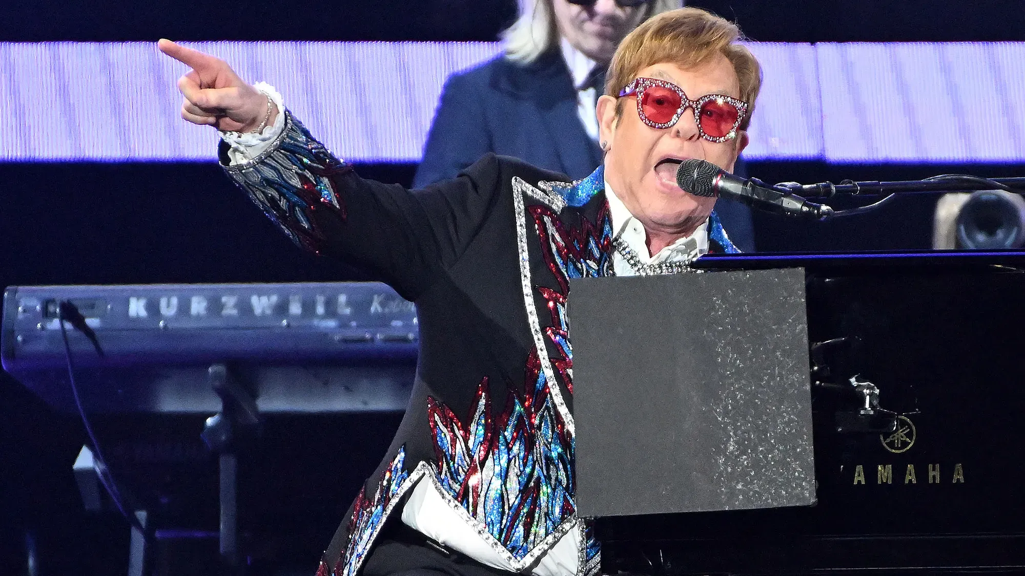 Elton John Zirveye Yerleşti: Müzik Listelerinde 10. Kez