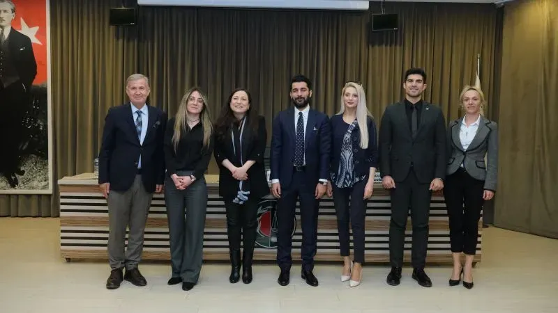 Kültür ve Sanat Finansmanı: Sponsorlar ve Hibelerle Bütçe