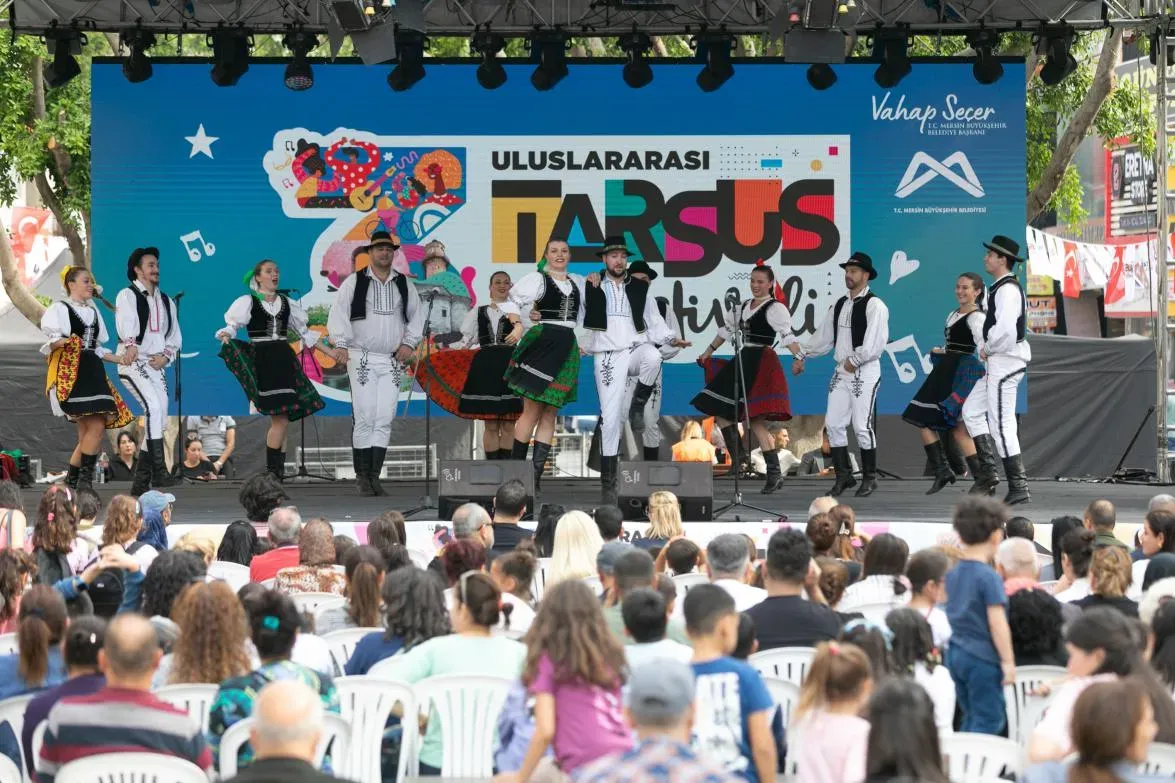 Kültür ve Sanat ile Şehir Kimliği: Miras, Bellek ve Kent Dokusunun İncelenmesi