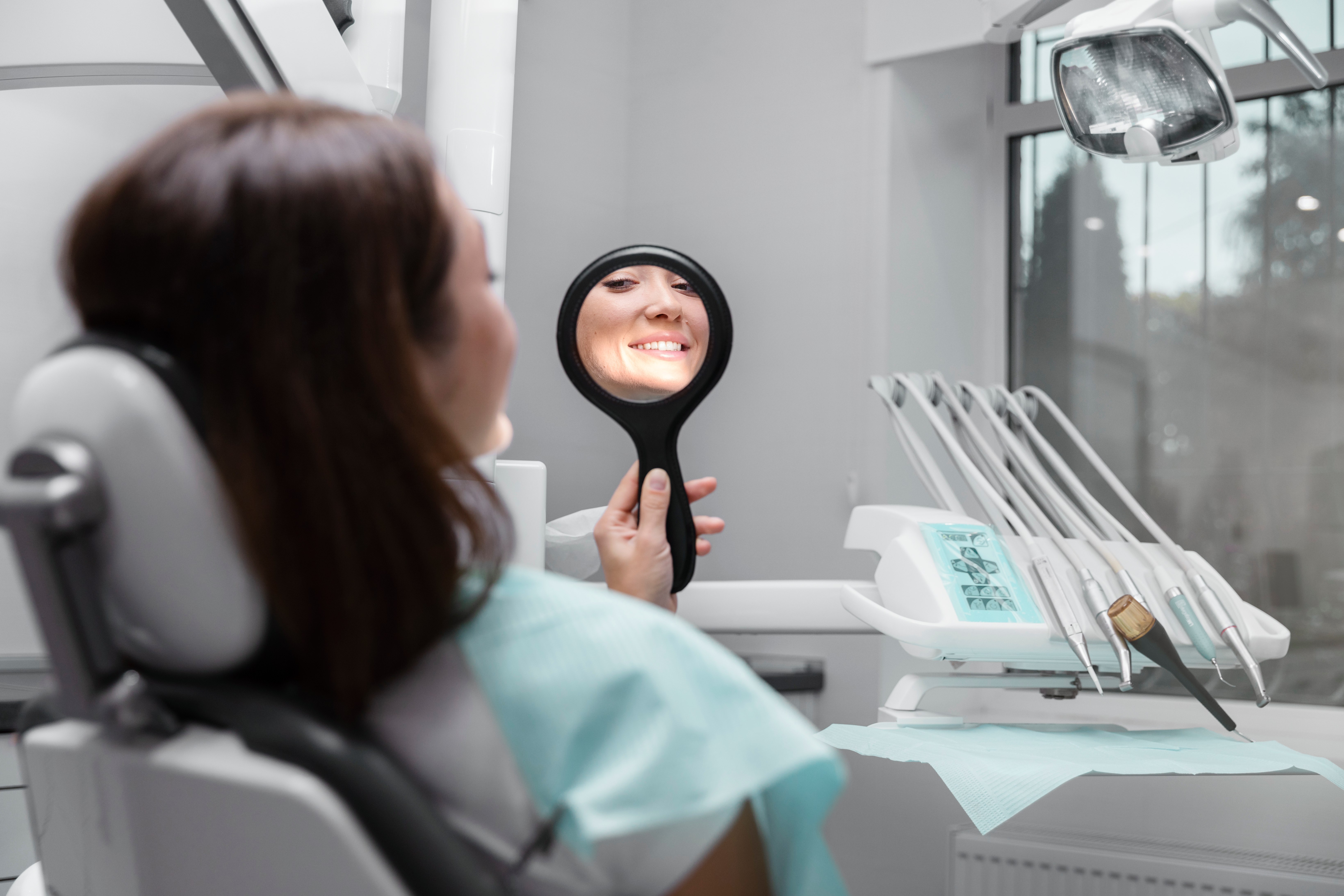 Bodrum Diş Kliniği ile Kusursuz Hollywood Gülüşü