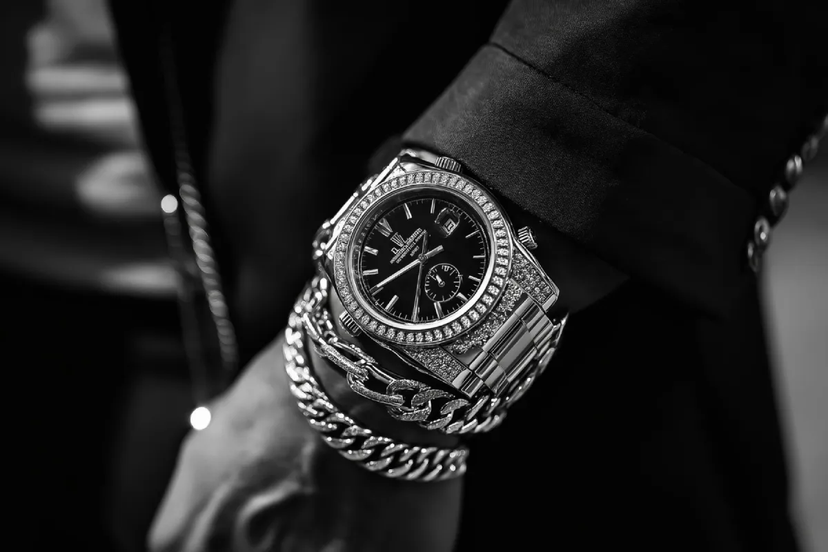 Rolex Saat: Sinemada İkonikleşen Modeller