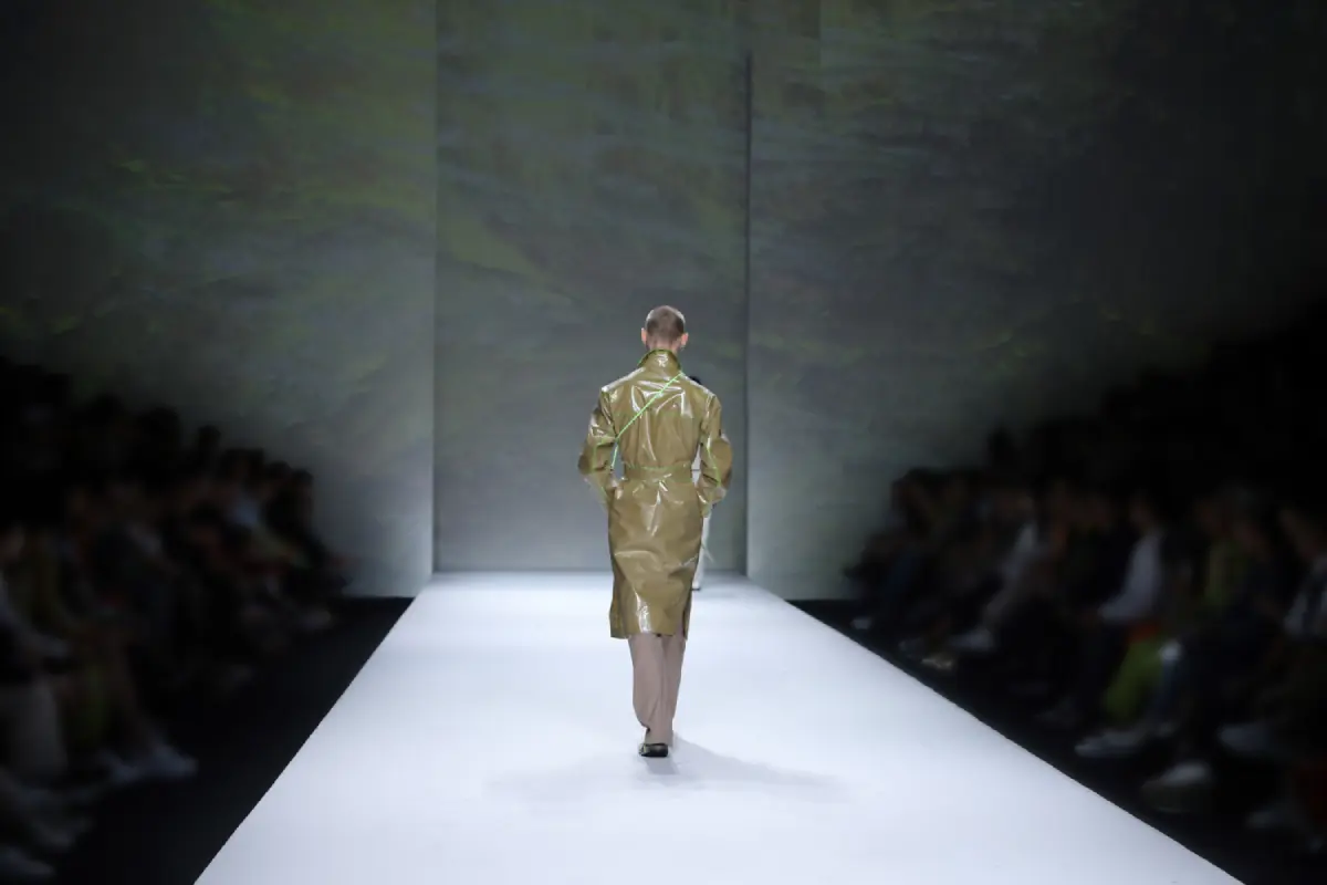 Sınırlı Katılımlı Haute Couture Defileleri