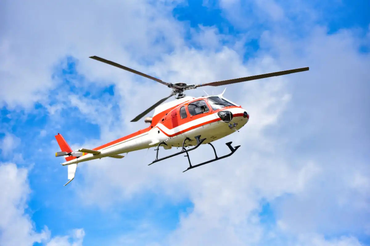 Zirvede Adrenalin: Özel Helikopter Kayağı
