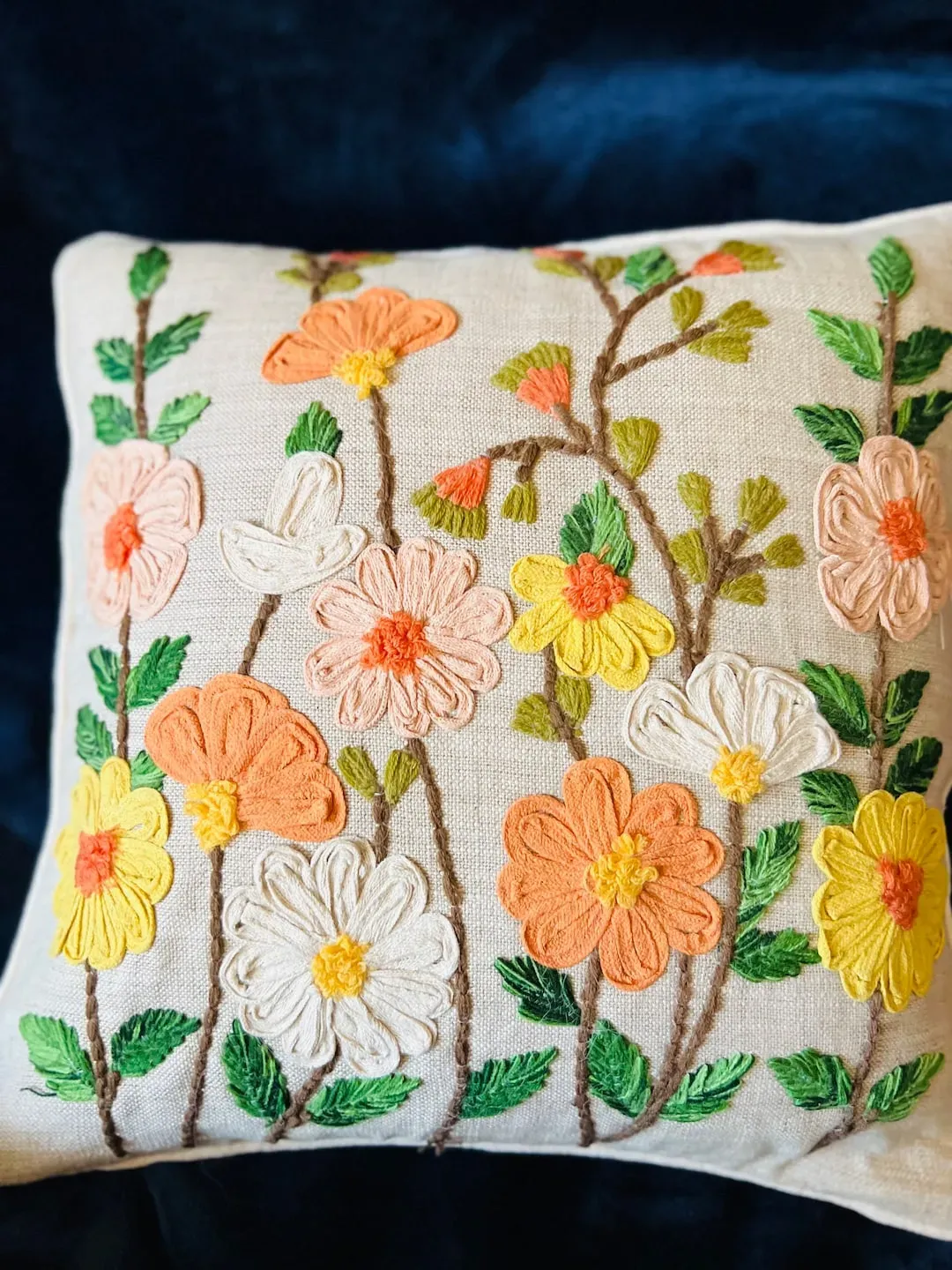 Embroidered design in home decor: Modern trend insights