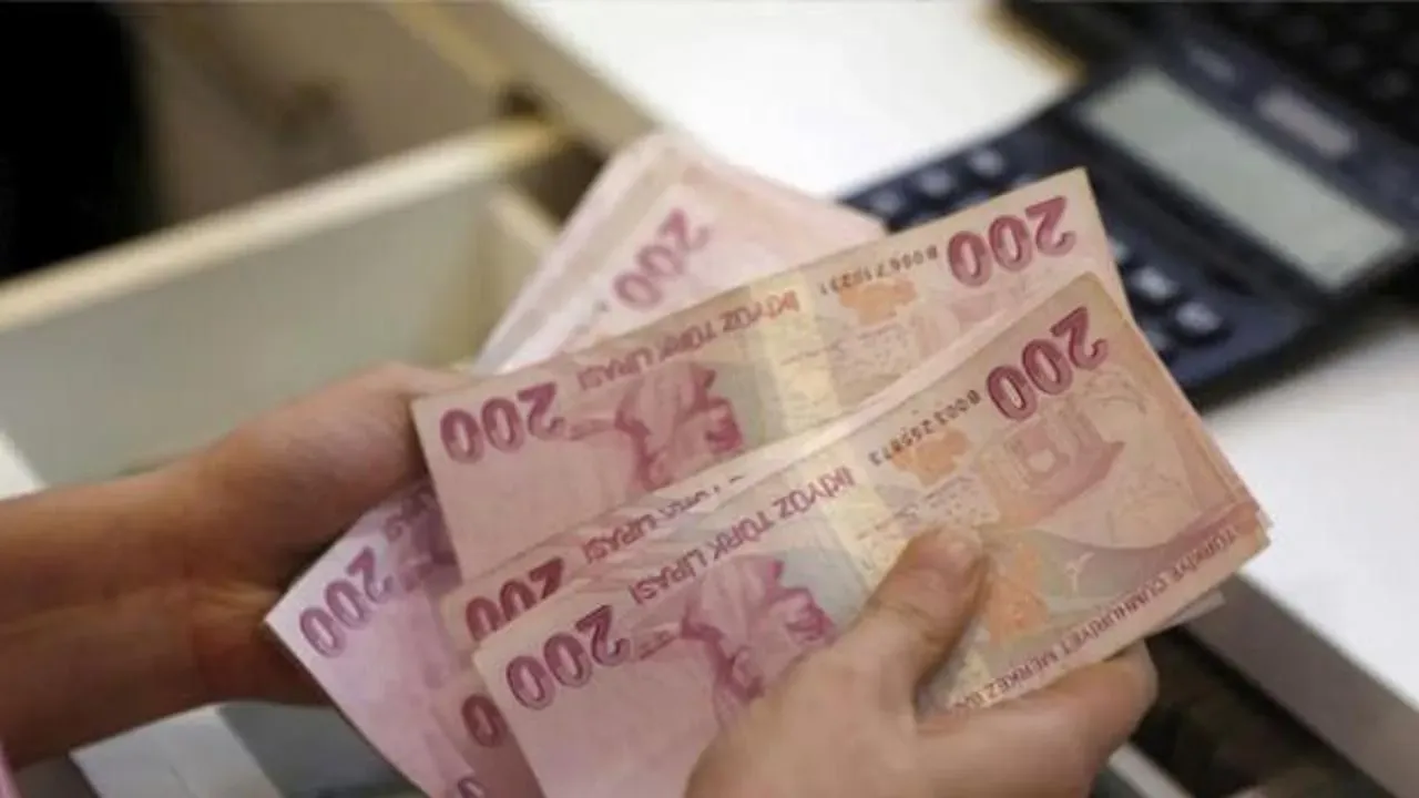 Gündem Son Dakika Ekonomi Verileri: Döviz Hareketleri ve Piyasa Akışı