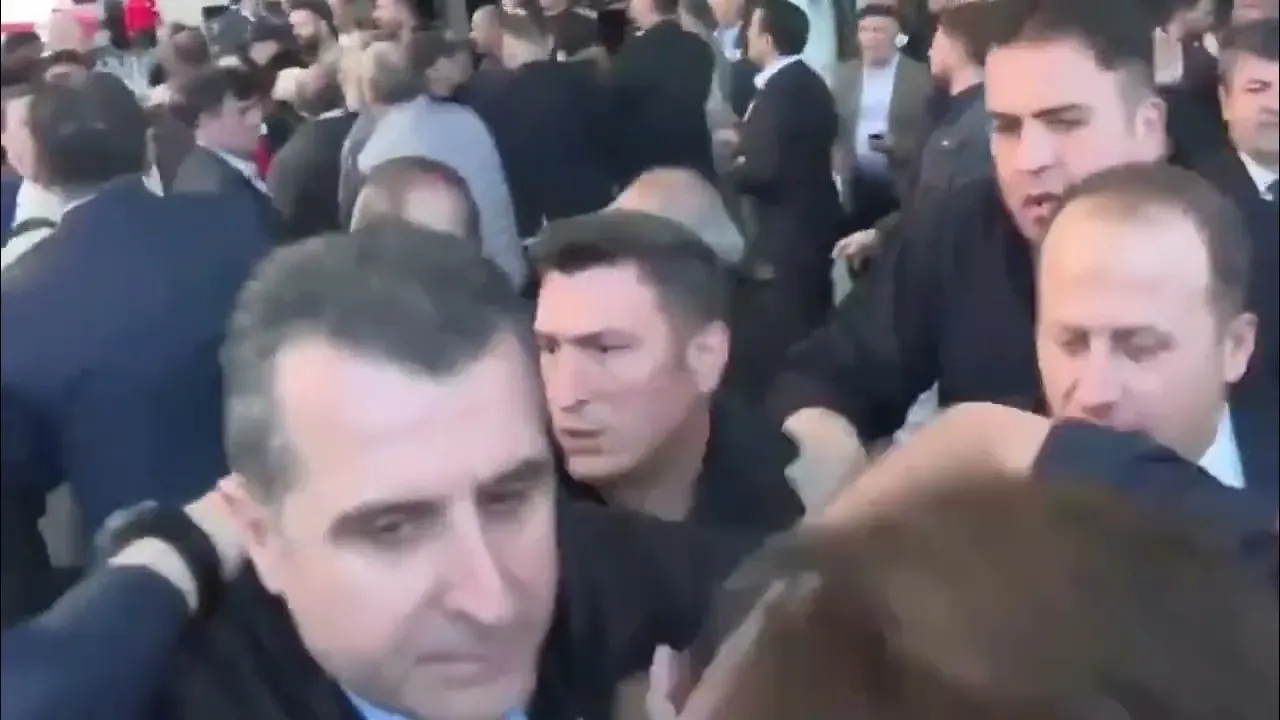 Özgür Özel'e Saldırı: Selçuk Tengioğlu Tutuklandı