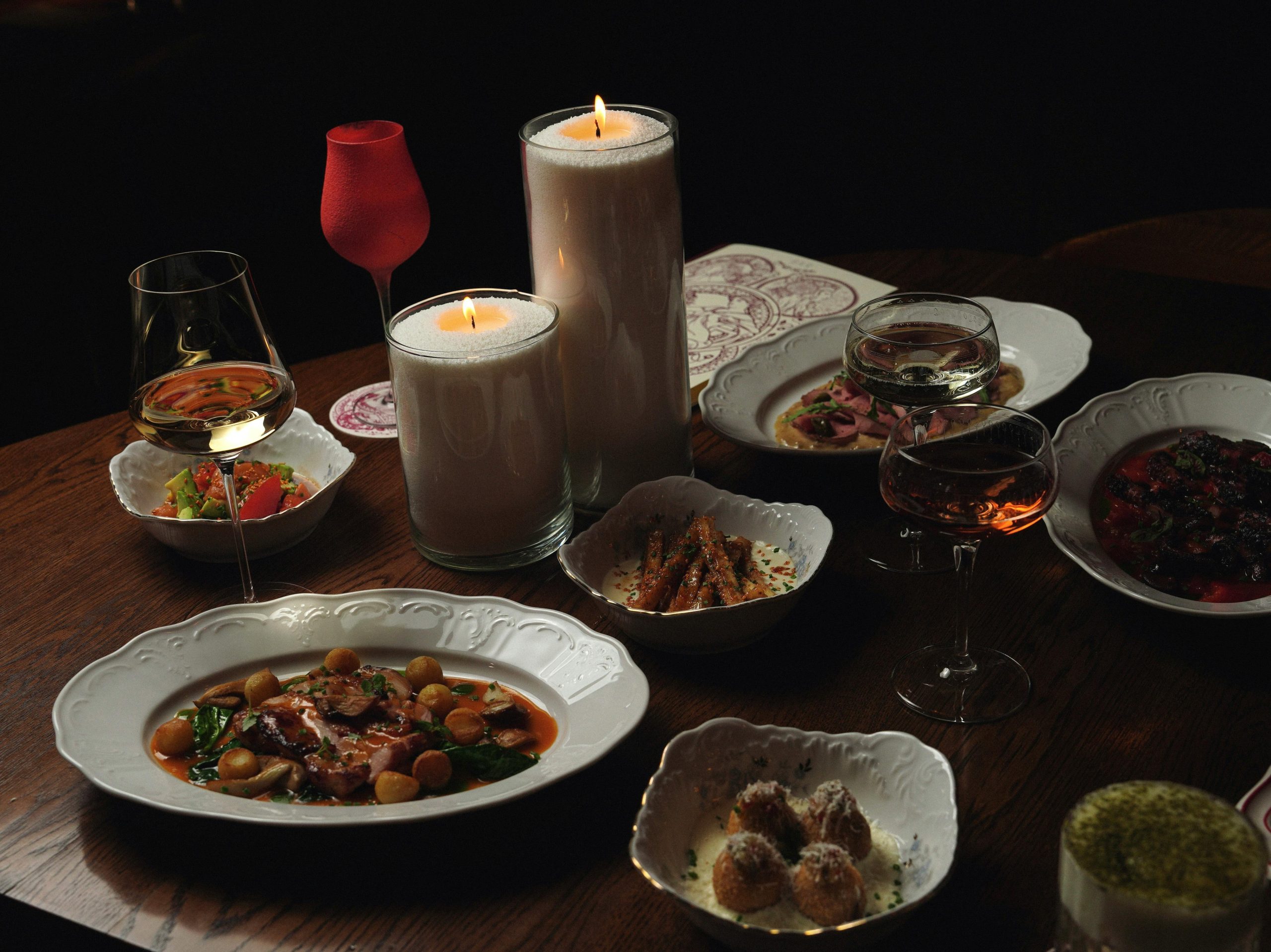 Lüks Gastronomi Mekanları: Şehrin En Seçkin Gurme Adresleri