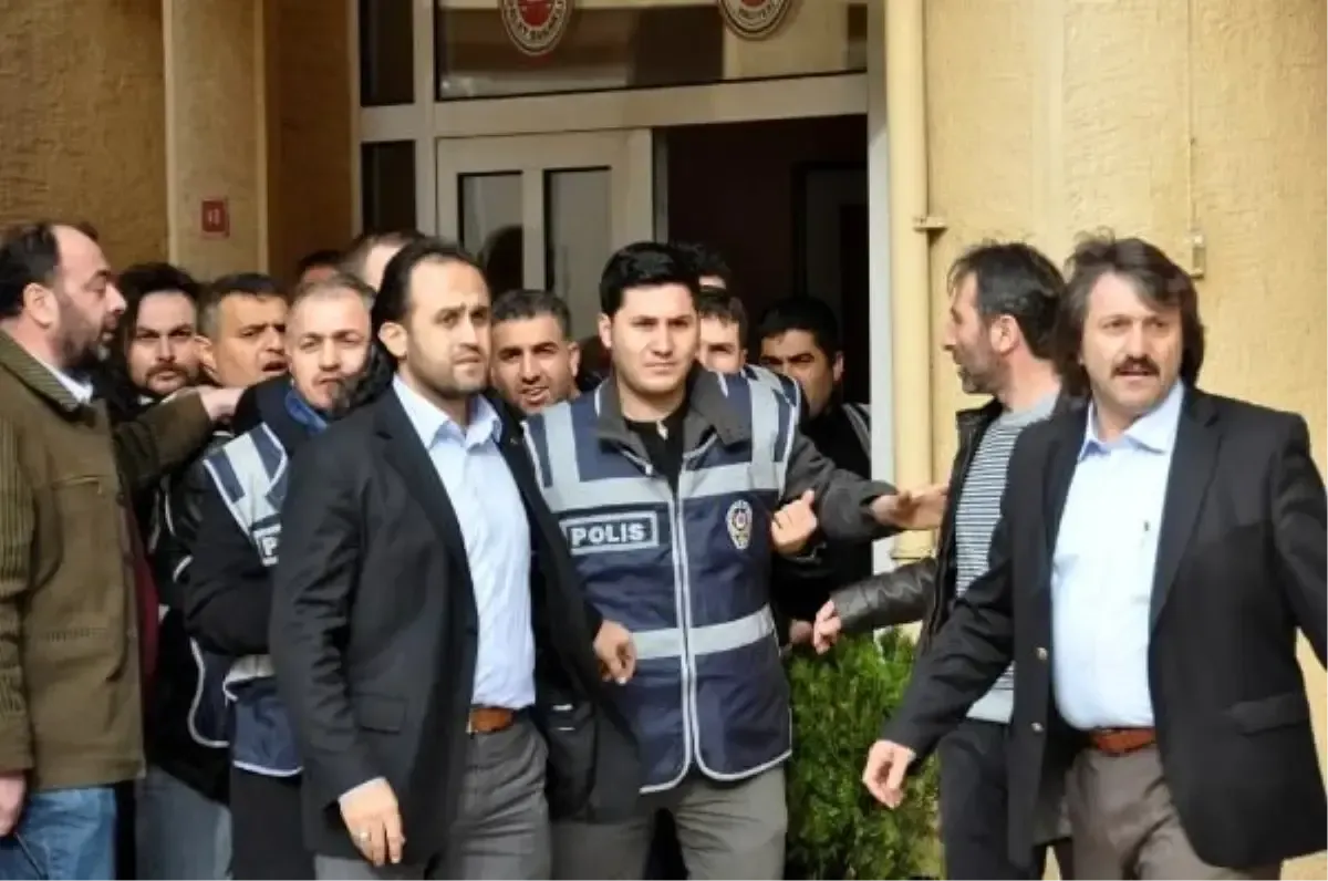 Trabzon cinayeti: Eşine kurşun yağdırdı!